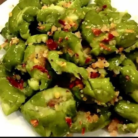 Hình ảnh Cà na dập muối ớt (500gr) tặng muối 