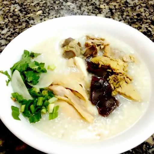 Hình ảnh Cháo thịt gà - lòng