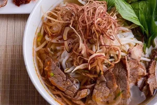 Hình ảnh Bún bò nạm