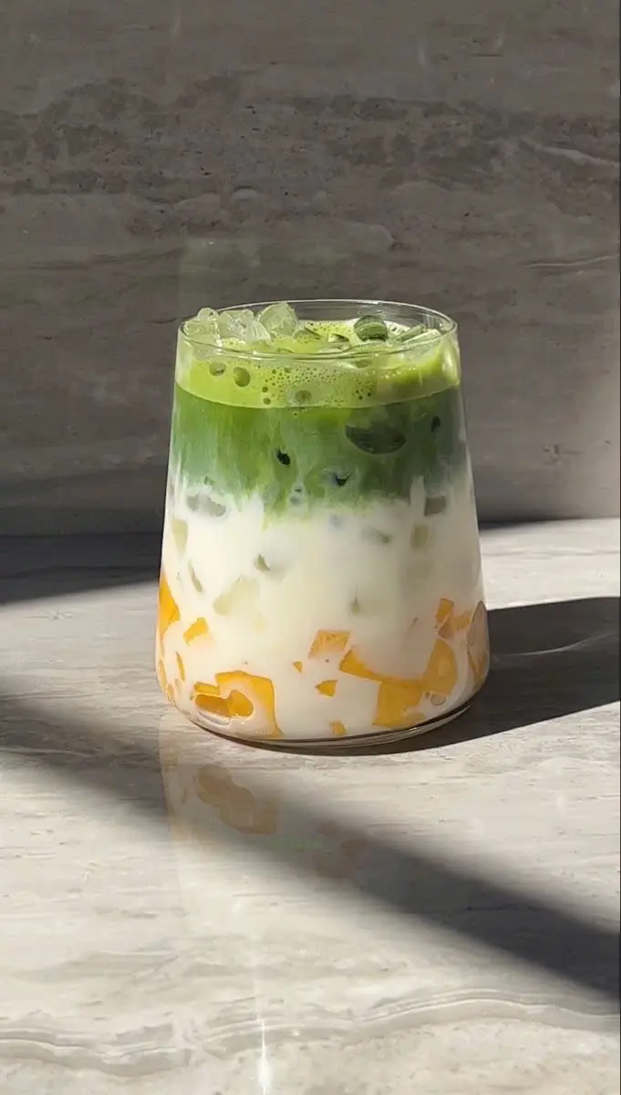 Hình ảnh Mango Matcha Latte