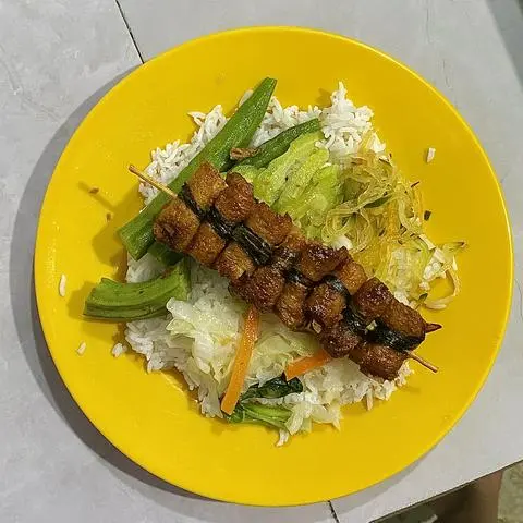 Hình ảnh Cơm rau thịt lụi 1 xiên chay