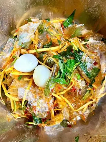 Hình ảnh Bánh tráng trộn tóp mỡ