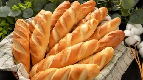Hình ảnh Bánh Mì Dài (1 Ổ)