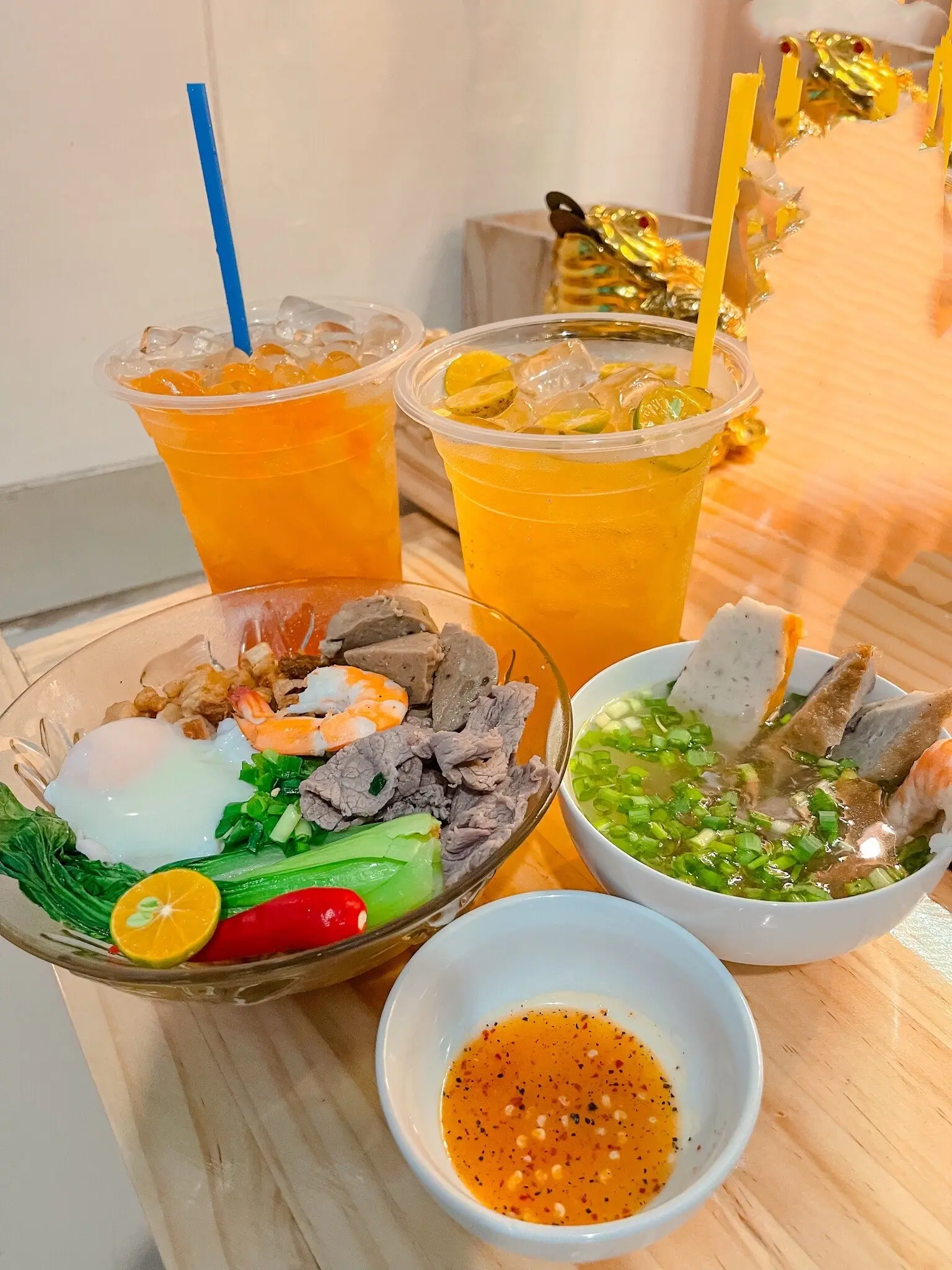 Hình ảnh COMBO MÌ TRỘN ĐẶC BIỆT + TÓP MỠ + TRÀ TẮC