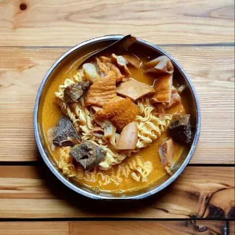 Hình ảnh MÌ GÓI PHÁ LẤU BÒ 70GR NƯỚC 