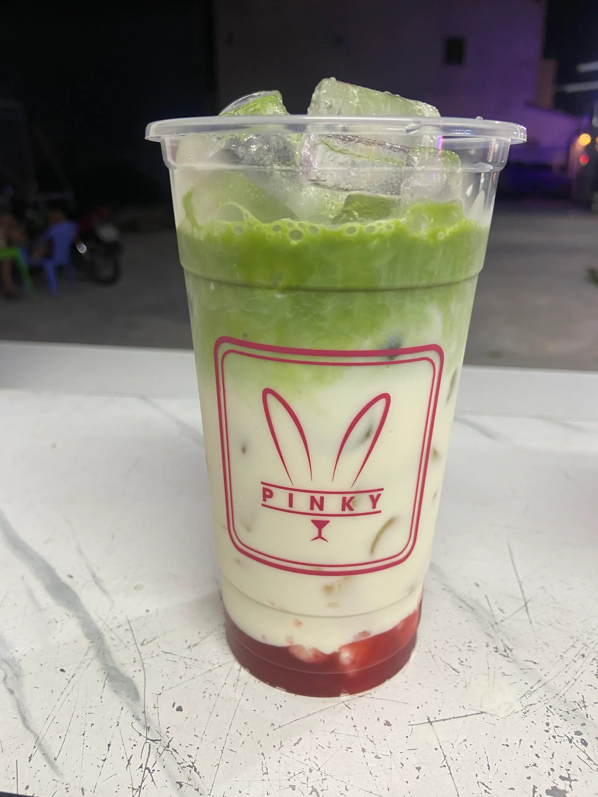 Hình ảnh Matcha latte dâu