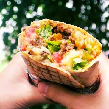 Hình ảnh Tacos Bò size M (tặng 1 nước ngọt)