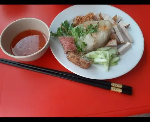 Hình ảnh bánh giò thập cẩm