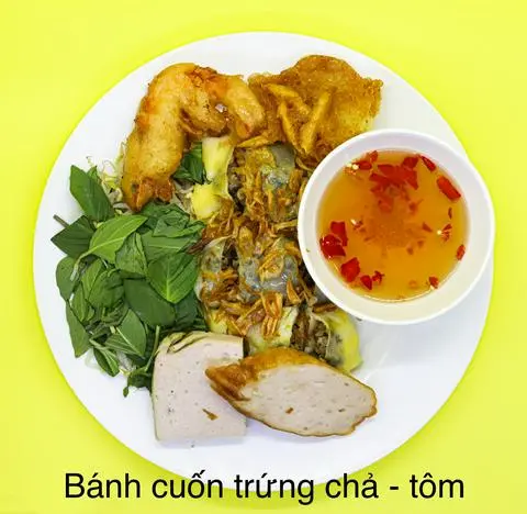 Hình ảnh Bánh cuốn trứng chả - bánh tôm