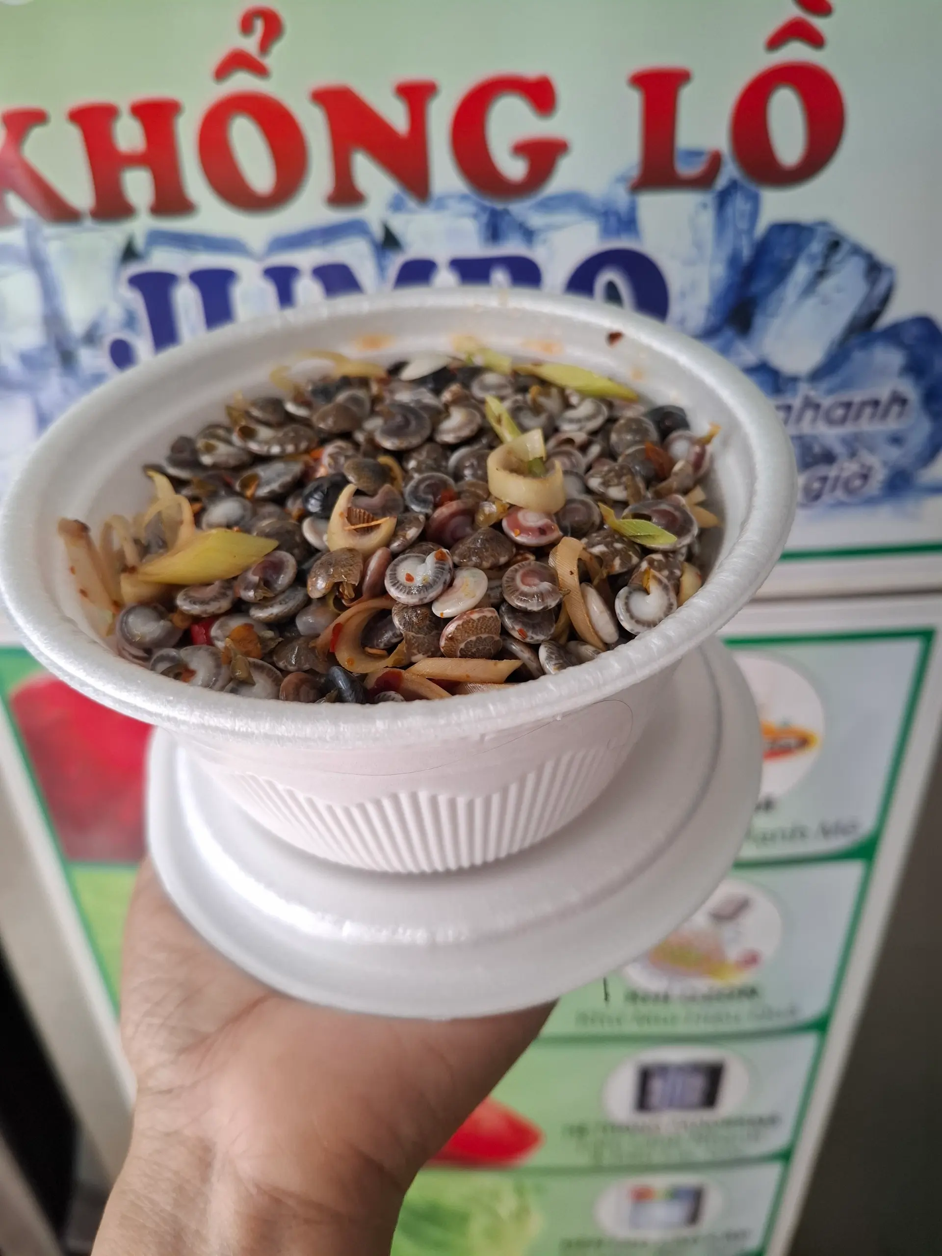 Hình ảnh ốc ruốc trung xào sa ơt phần 0.5