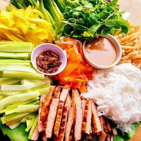 Hình ảnh Combo 3 phần nem nướng + 3 ly trà tắc