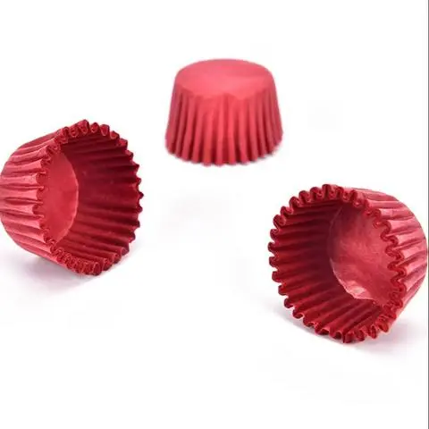 Hình ảnh 100 Giấy Lót Bánh Màu Đỏ Đô, Miếng Lót Bánh Ngọt, Cốc Giấy Lót Socola, Mochi