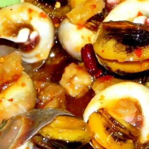 Hình ảnh Ốc mỡ xào xả ớt