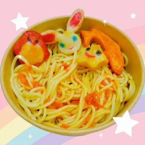 Hình ảnh Mì Ý Spaghetti (Trộn) Sốt Chả Cá Hoạt Hình Chiên To (4 Con)