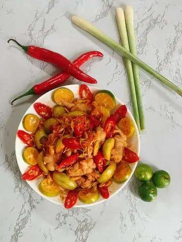 Hình ảnh Chân gà sốt Thái
