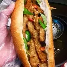 Hình ảnh Bánh mì chả cá Nha Trang nóng