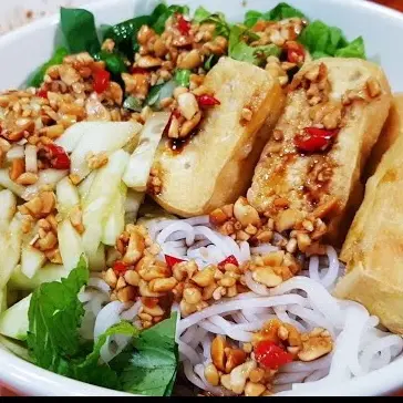 Hình ảnh Bún trộn đậu chiên(món chay)