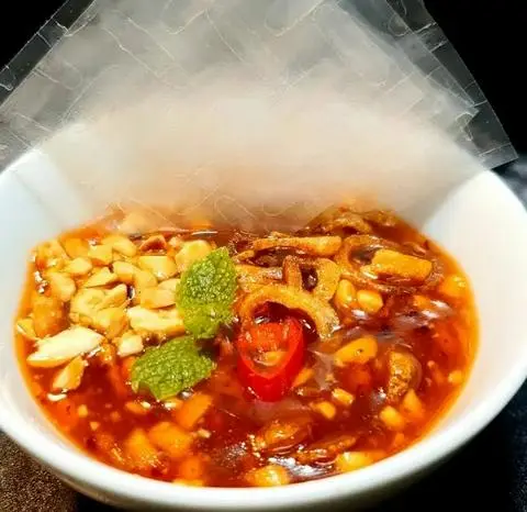 Hình ảnh Bánh Tráng Chấm Bơ Me