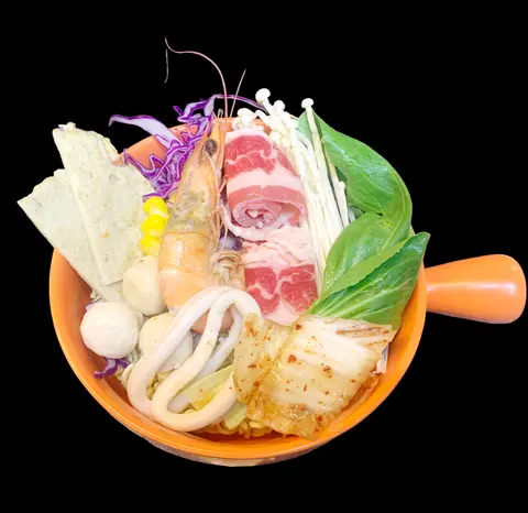 Hình ảnh Mì kim chi Hải Sản và Bò Mỹ