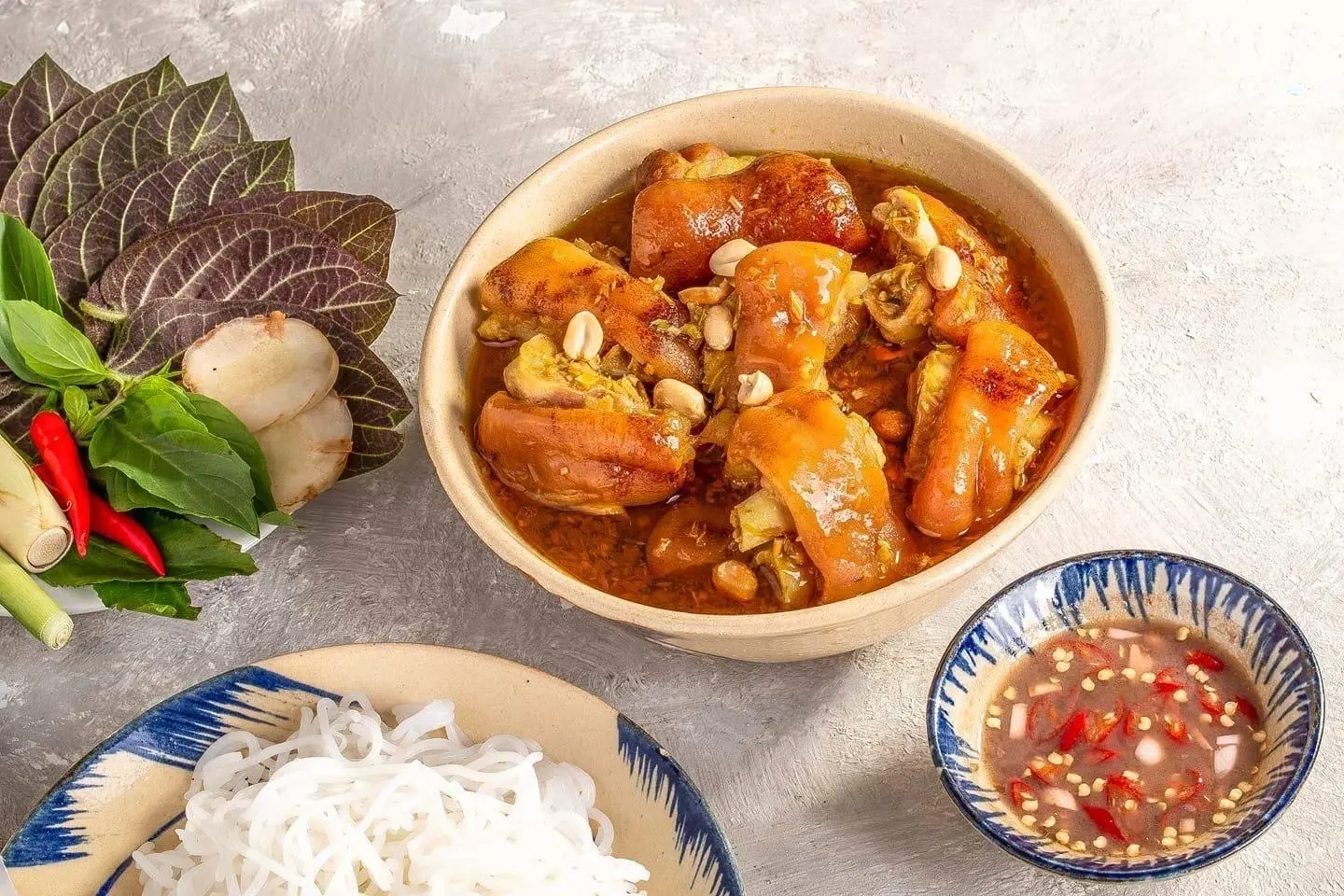 Hình ảnh Bún Giò Heo Giả Cầy - Phần Gia Đình Nhỏ