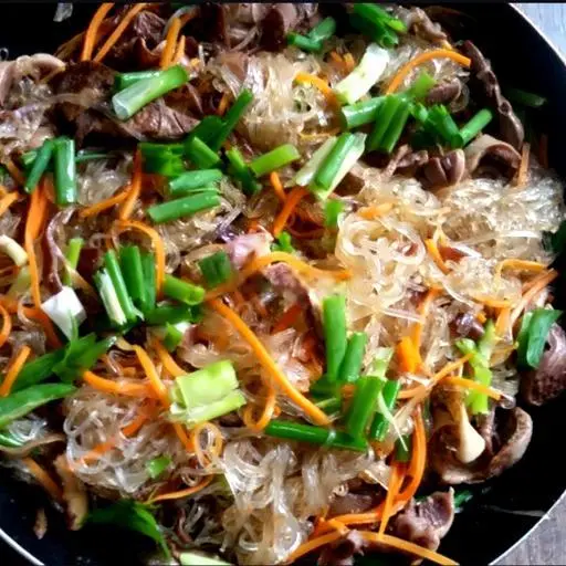 Hình ảnh Miến xào lòng