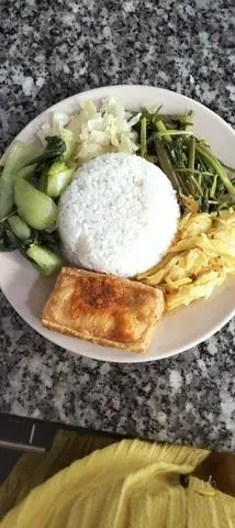 Hình ảnh Cơm chay đậu hủ chiên sả