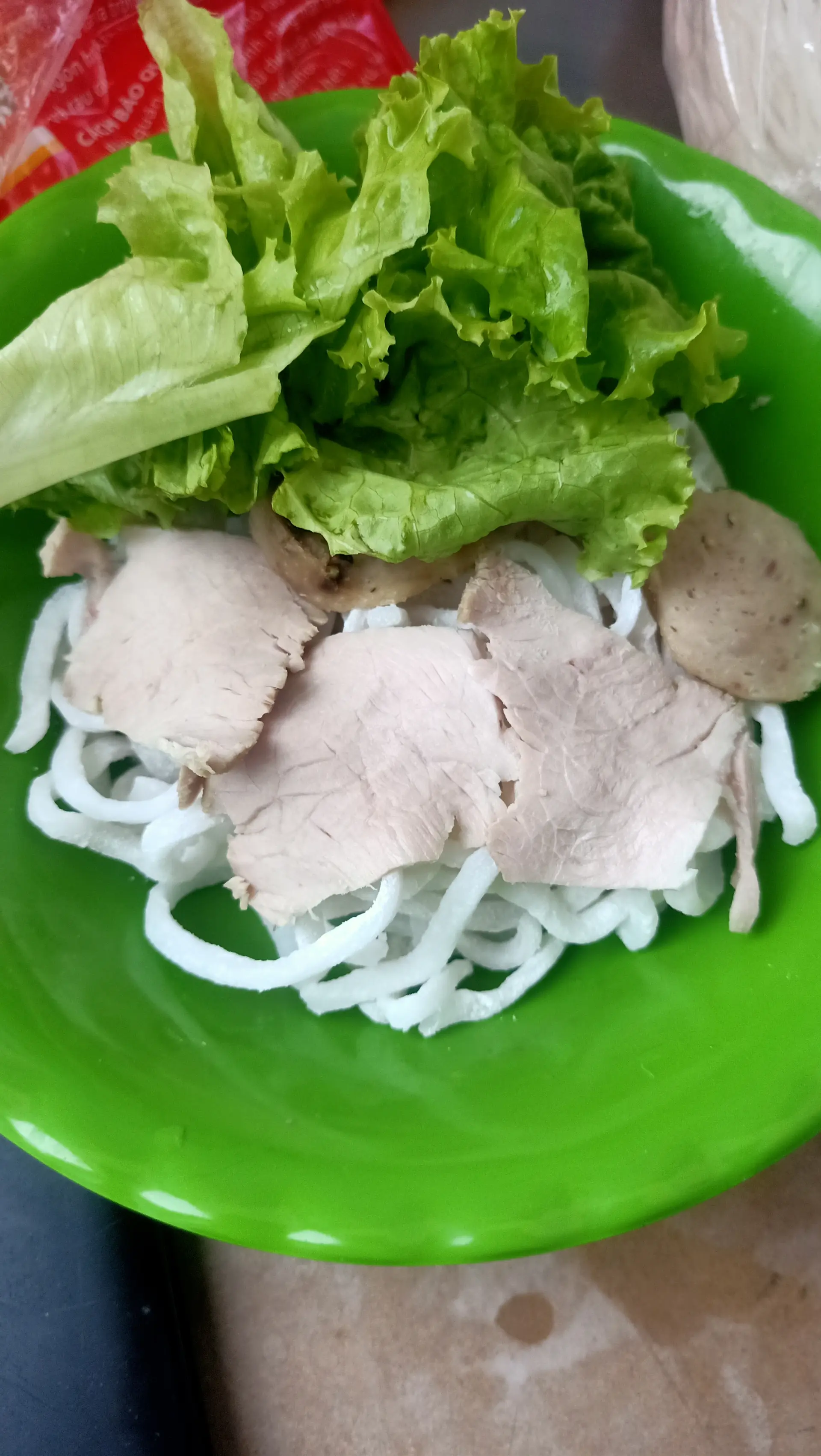Hình ảnh bánh canh bột gạo bò viên 