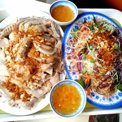 Hình ảnh Gỏi nửa con vịt (không cánh)