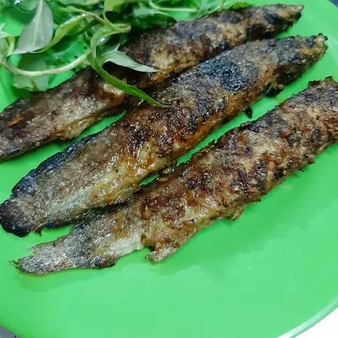 Hình ảnh Cá chạch quế nướng mọi