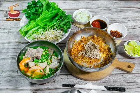 Hình ảnh Mì đặc biệt khô có xương