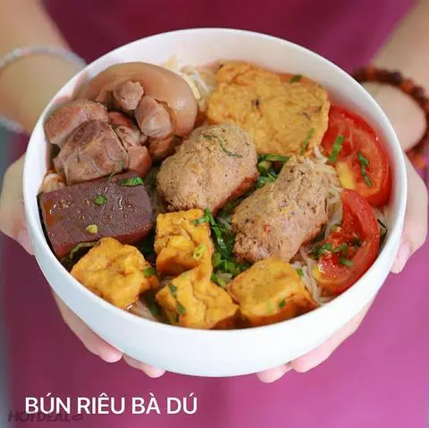 Hình ảnh Bún Riêu Ốc + Giò