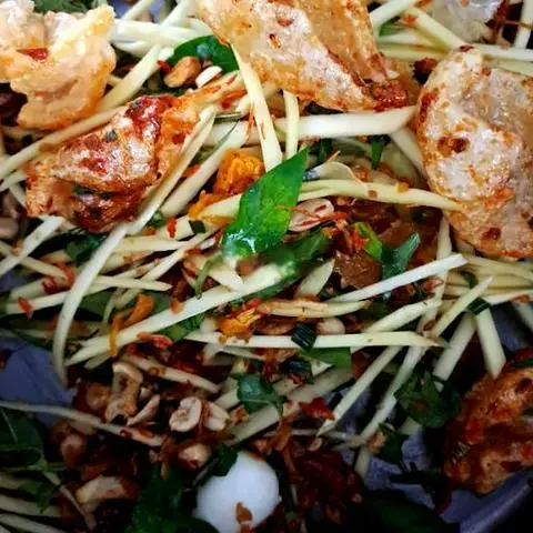 Hình ảnh Gỏi xoài da heo