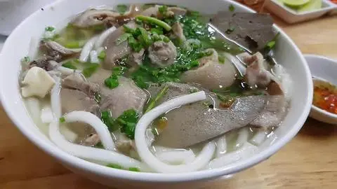 Hình ảnh bánh canh tim heo