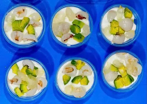 Hình ảnh Kem Sữa Chua Trái Cây size nhỏ