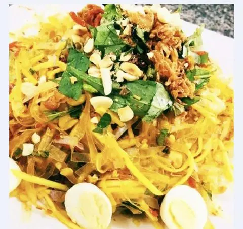 Hình ảnh Bánh Tráng Trộn Thập Cẩm