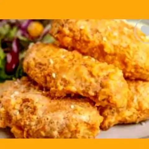 Hình ảnh Gà viên sốt trứng muối