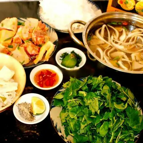 Hình ảnh Lẩu gà lá giang nhỏ
