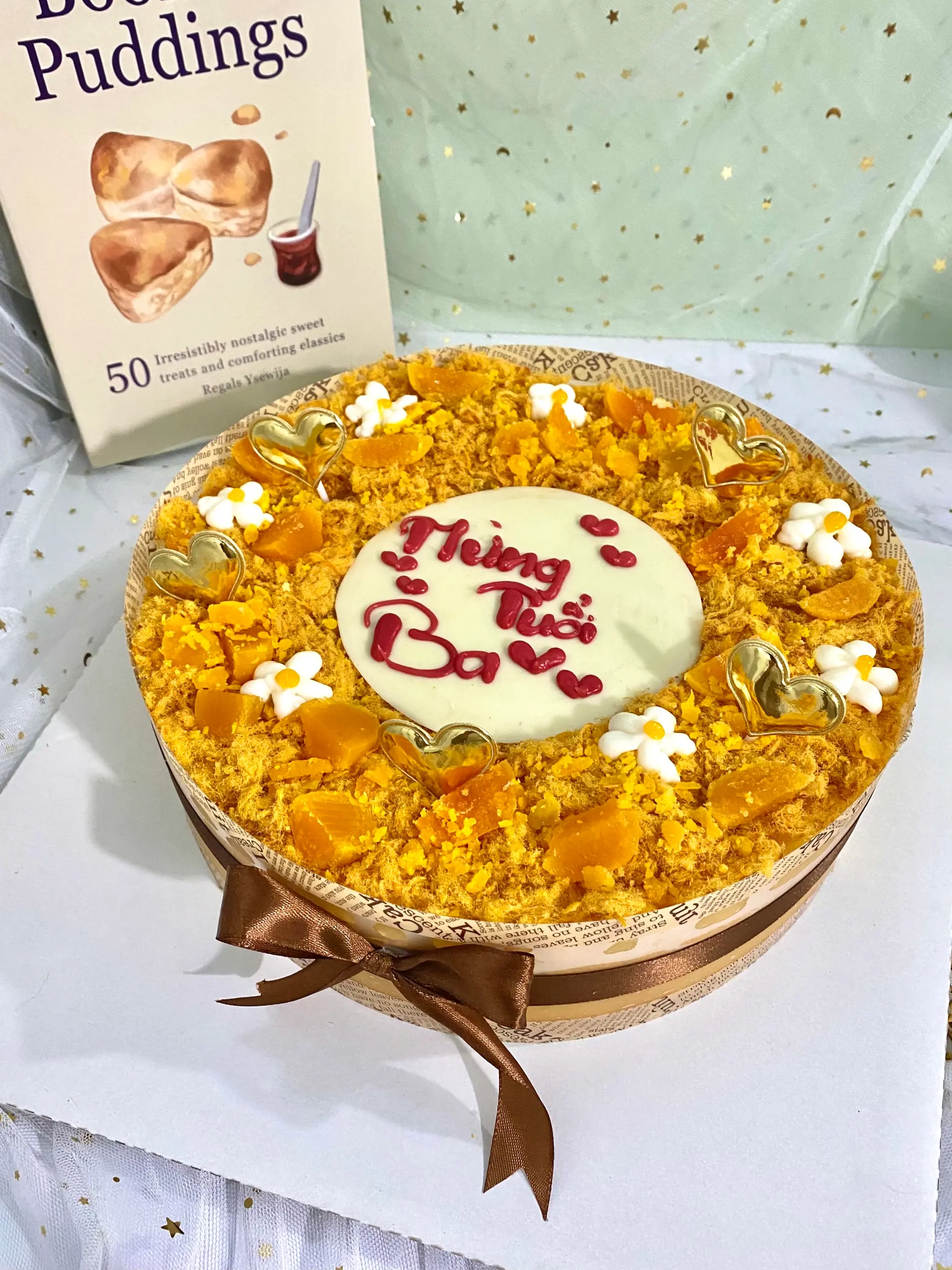 Hình ảnh Bánh sinh nhật bông lan trứng muối - size 16cm