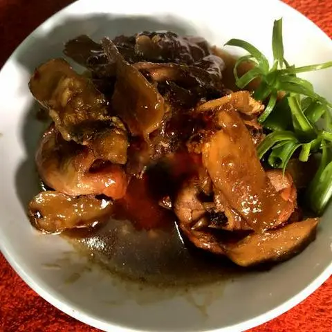 Hình ảnh Cơm gà kho gừng