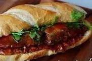 Hình ảnh Bánh mì cá mòi