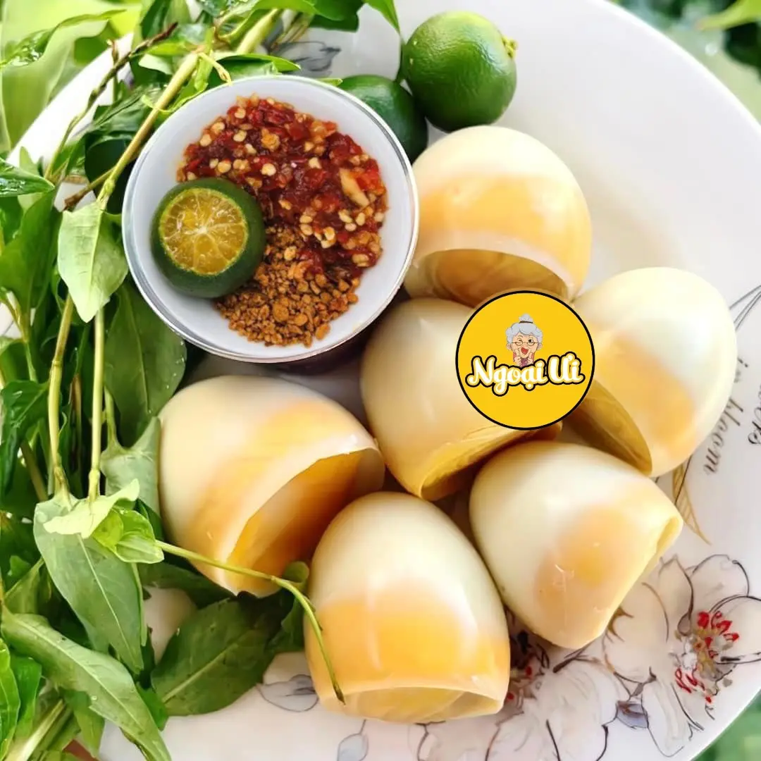 Hình ảnh Trứng Chấm MUỐI Tắc Ớt Rim (Hủ Nhỏ-Không Bánh Tráng)