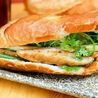 Hình ảnh Bánh Mì Chả Cá 