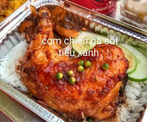 Hình ảnh Cơm gà sốt tiêu xanh (ĐÙI TỎI) 