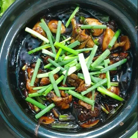 Hình ảnh Cháo ếch Singapore vị Sate xả ớt Cay phần 2 con 