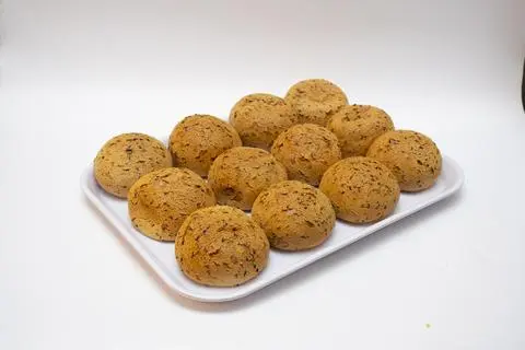 Hình ảnh Bánh Mì Mè Đen ( 2 phần )