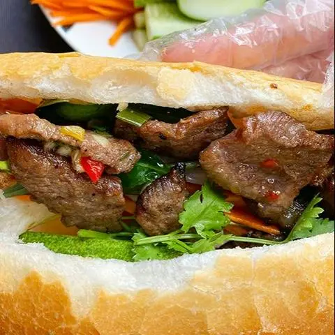 Hình ảnh Bánh Mì Thịt Nướng