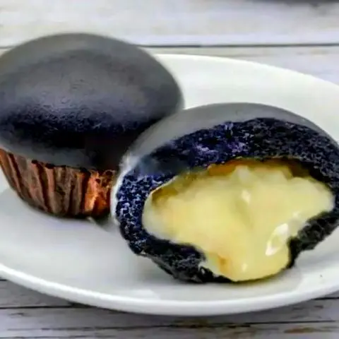 Hình ảnh Bánh bao than tre phô mai - 1 cái