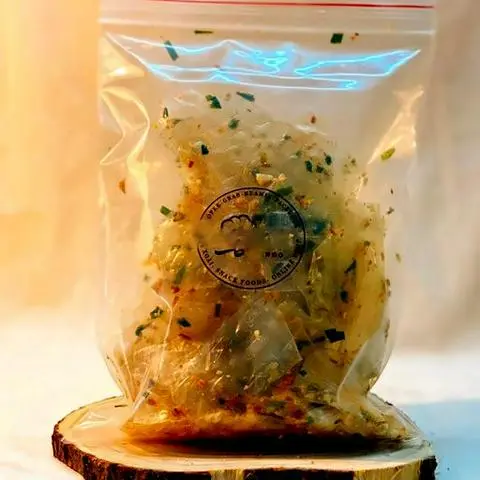 Hình ảnh Bánh tráng mỡ hành sa-tế không trứng