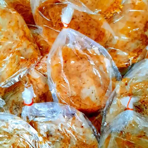 Hình ảnh Bánh Tráng Muối Nhuyễn Tỏi Phi