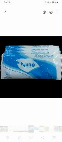 Hình ảnh nước suối cùng khăn lạnh 
